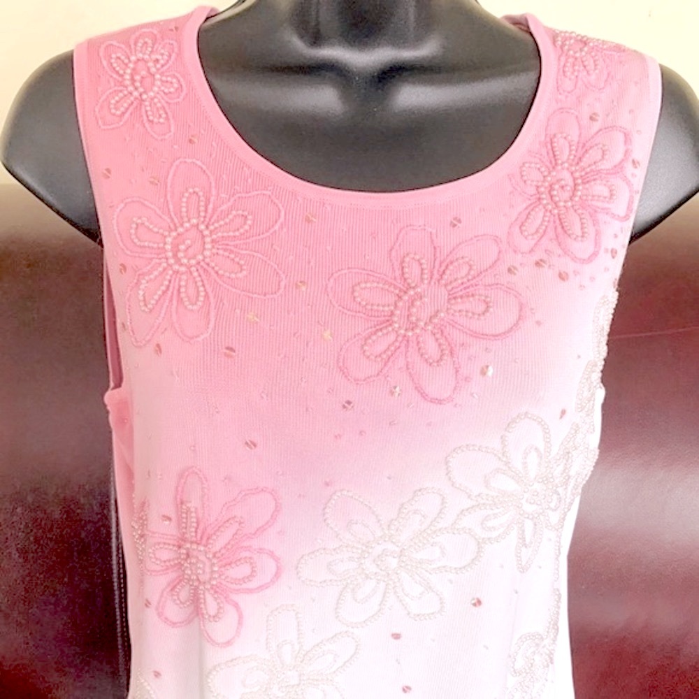 Pink & White Ombre Gradient knit tank top with beautiful beadings on front Eu M